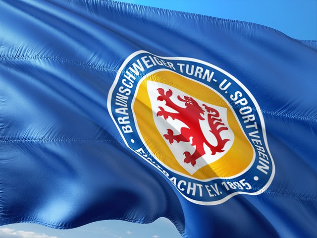 西甲半场：纳瓦罗、N.威廉姆斯建功，毕尔巴鄂2-0莱万特